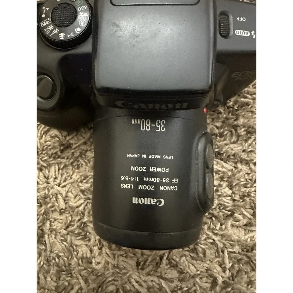 Canon eos 700